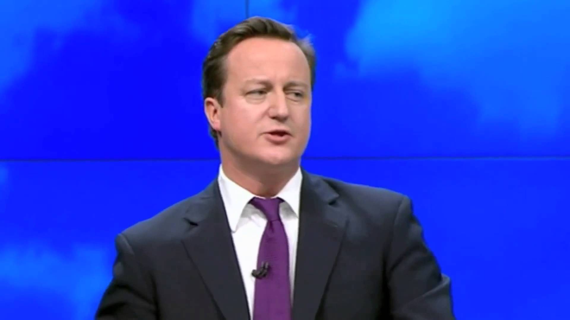 Potere gay: Cameron impone quote LGBT alla Bbc 1