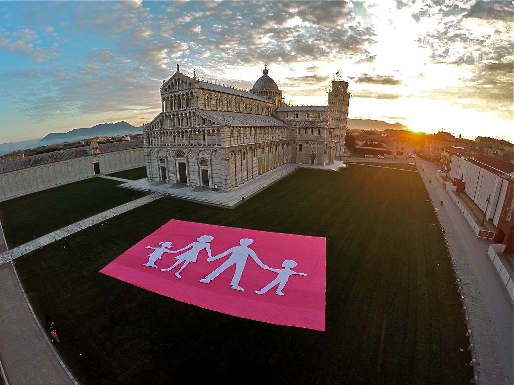 La Manif Pour Tous a Pisa, in piazza Duomo 1