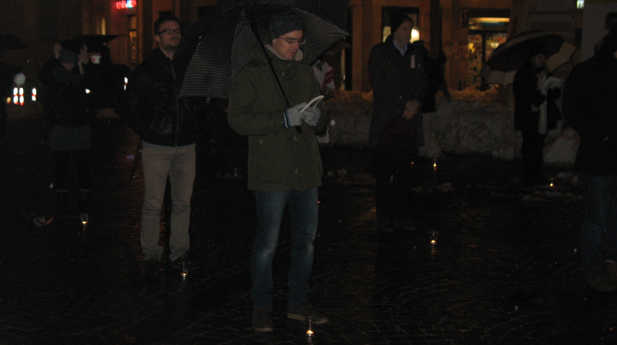 Trento – Sentinelle in Piedi e provocatori attivisti gay 1