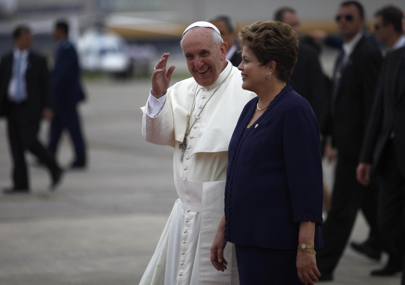 Brasile: accoglie il Papa ampliando le possibilità di abortire 1