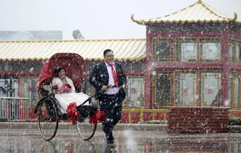 Cina, politica del figlio unico – 37 milioni di uomini che non potranno sposarsi 1