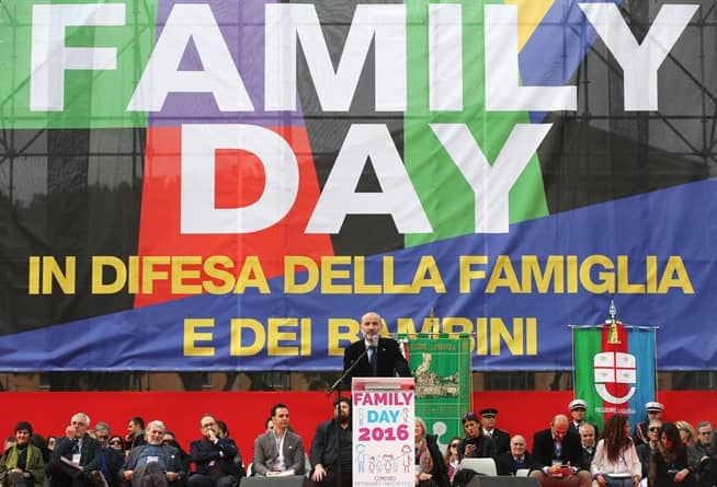 Family-day_gandolfini_difendiamo-i-nostri_figli