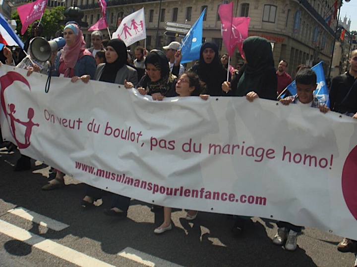 L’alleanza islamica-cristiana alla Manif Pour Tous di Parigi 1