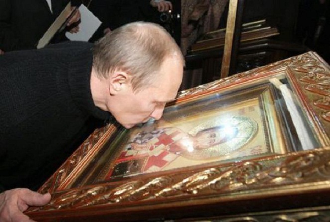 Putin: “Uniamo tutti le forze per la famiglia” 1