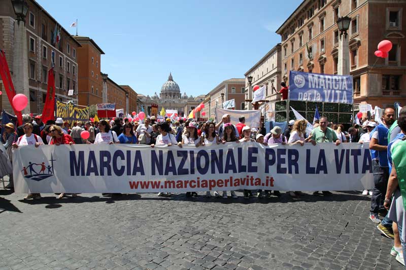Marcia-per-la-vita_Roma_aborto_vita